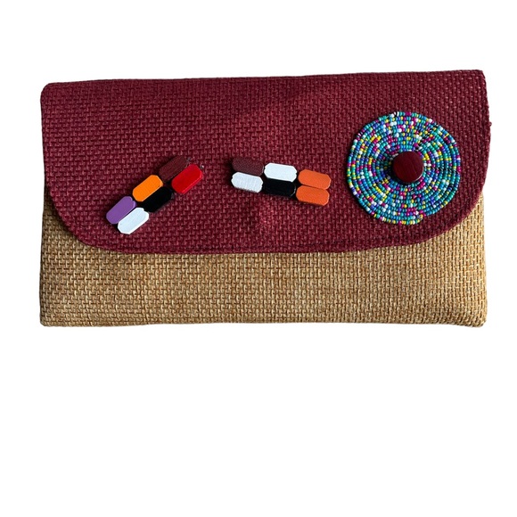 Handbags - NWOT African Handmade Woven Womens Abstract Clutch Purse Maroon Tan Snap Closure